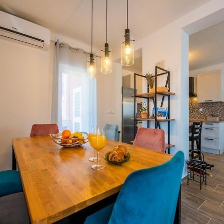 Apartman Paula Kastela Ngoại thất bức ảnh